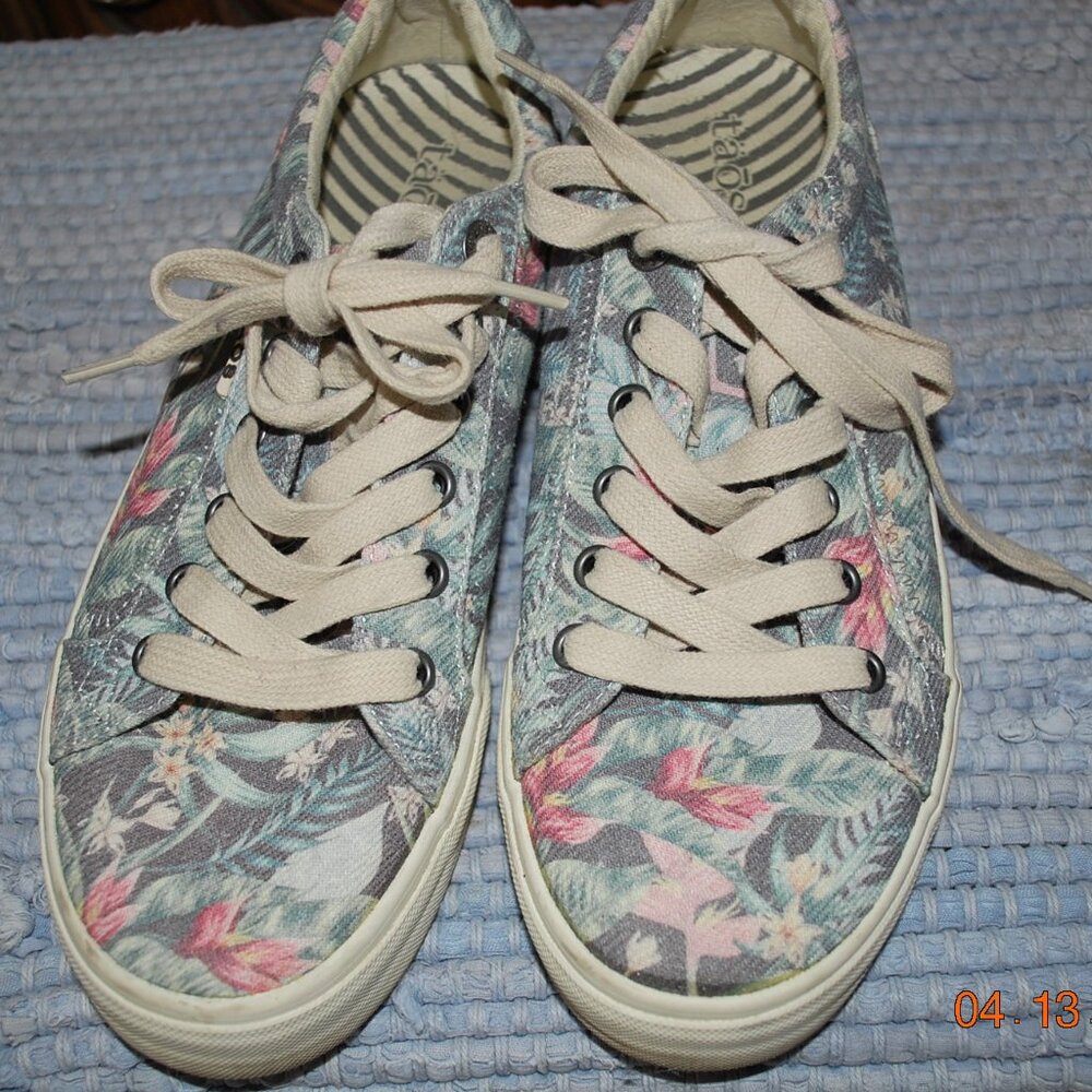 Taos Sneakers